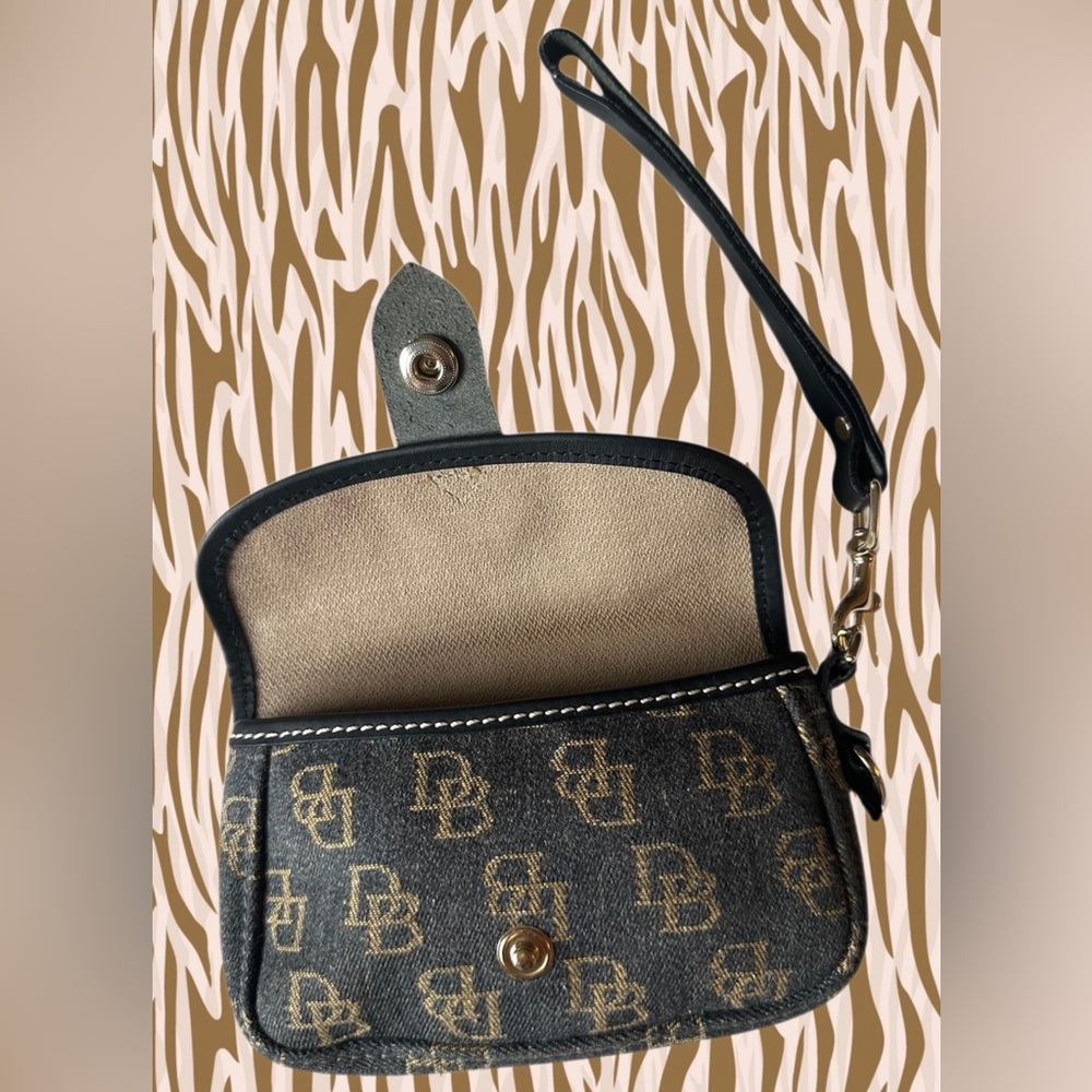Dooney & Bourke Vintage Black Denim Monogram Flap Wristlet - Picture 5 of 12